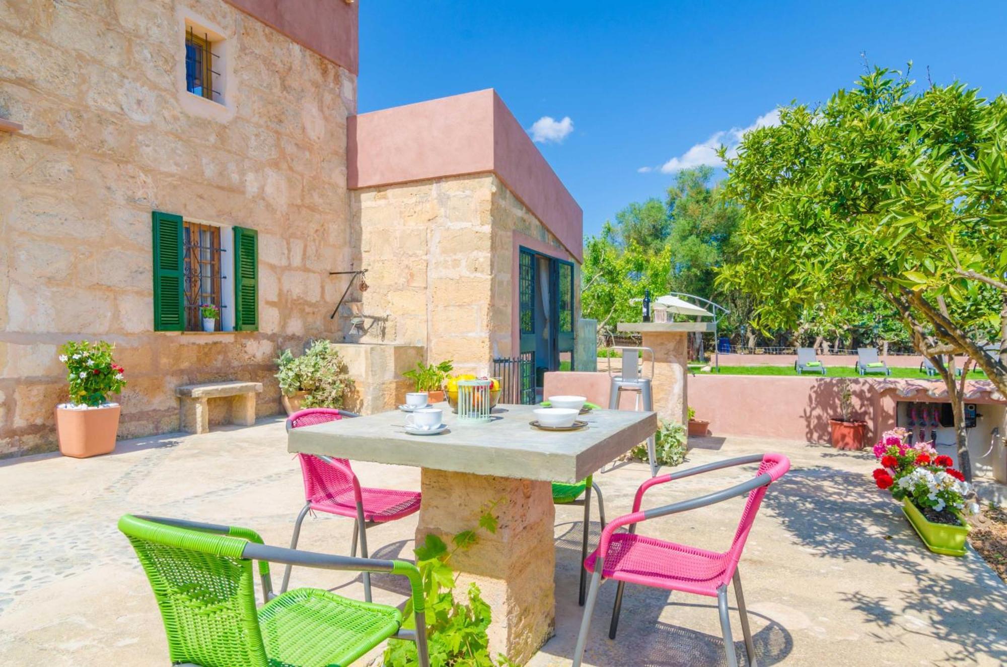 Potdir Villa Ariany